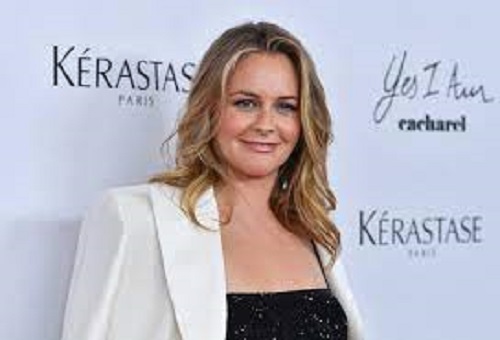 Alicia Silverstone Net Worth