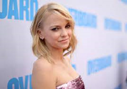 Anna Faris Net Worth