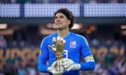 Guillermo Ochoa Net Worth